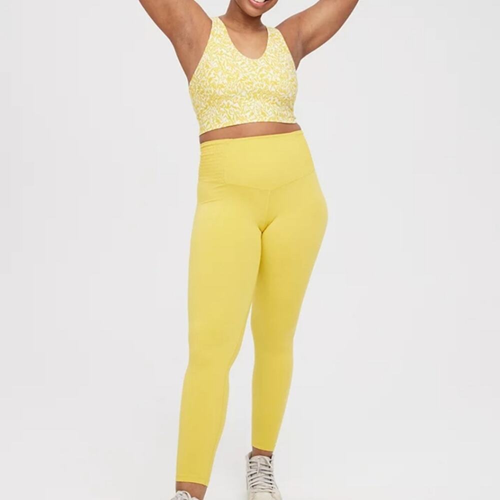 Aerie Offline Real Me Smocked 7/8 Leggings - Green Rush NWT Medium
